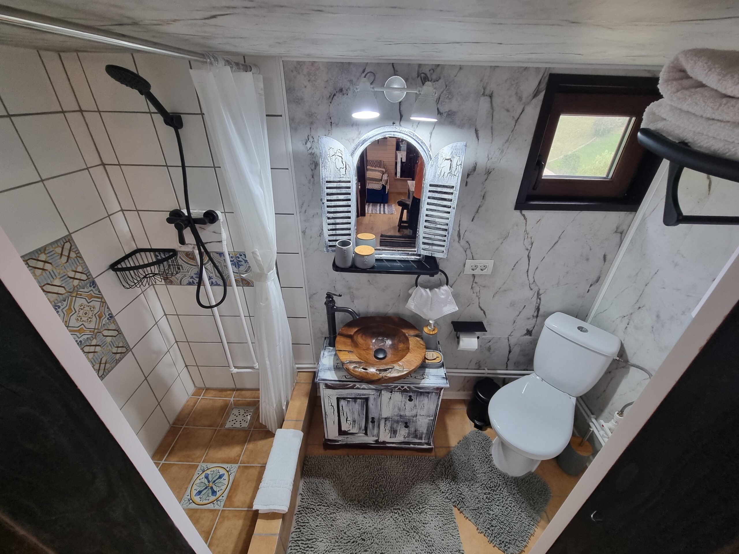 Magura Rustic Tiny House - imagine 4
